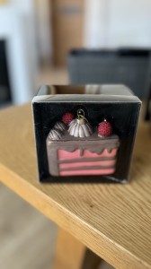 OZDOBA CHOINKOWA BOMBKA TORT